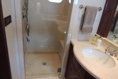 Crema-Marfil-Bathrooms-floor-and-shower