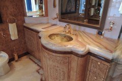 Onyx-Stone-Panels-for-floors-and-walls-